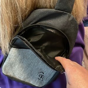 NWOT Colorado Rockies Baseball Buckle Sling Bag in Black and Gray